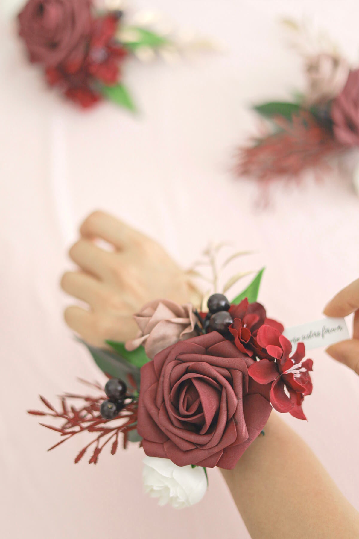 Shoulder / Wrist Corsage in Classic Burgundy, Set of 6 – Lookein Shop